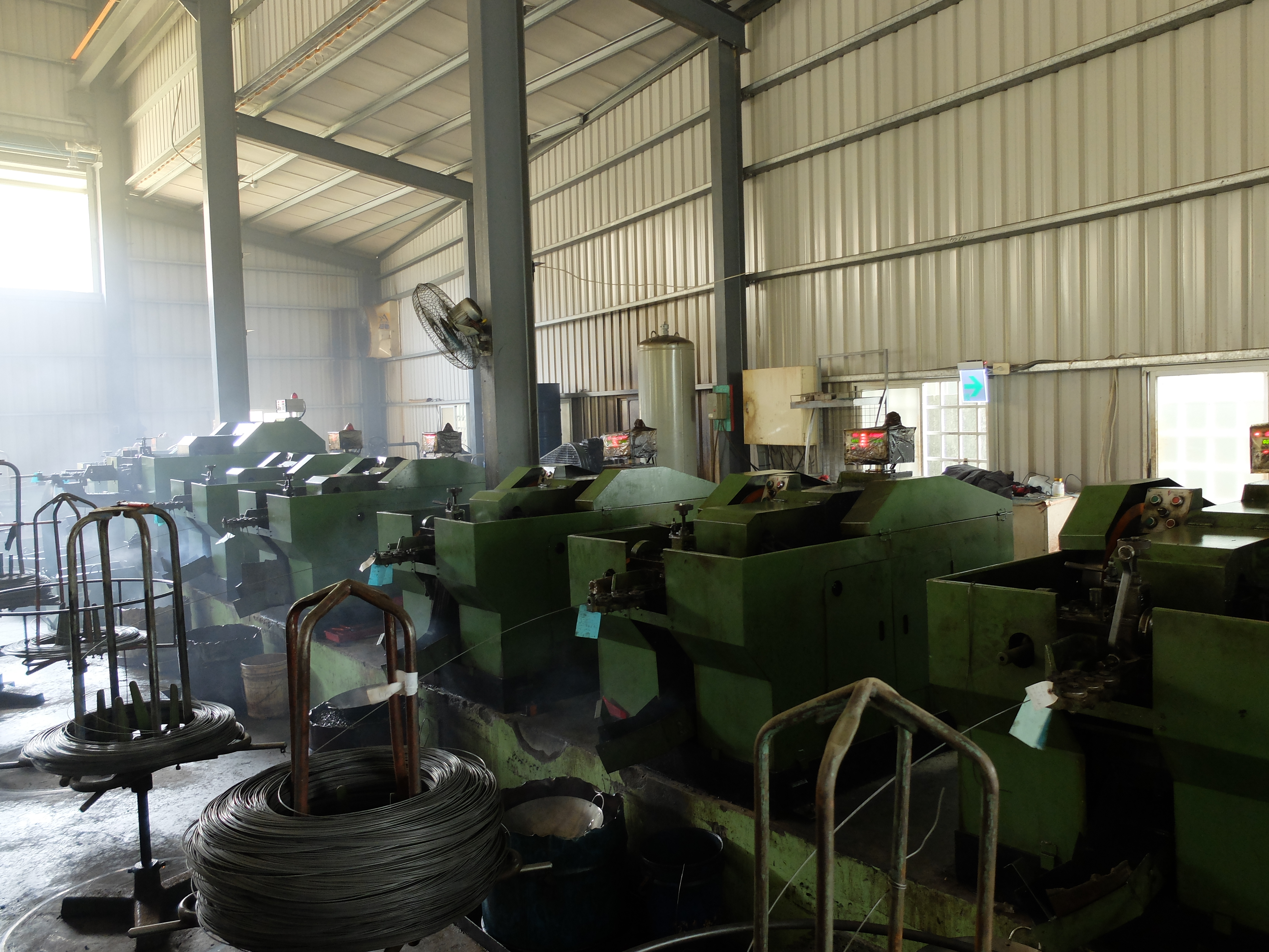 Long Pao Fasteners manufacturing floor